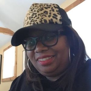 Meet your Posher, Nichole